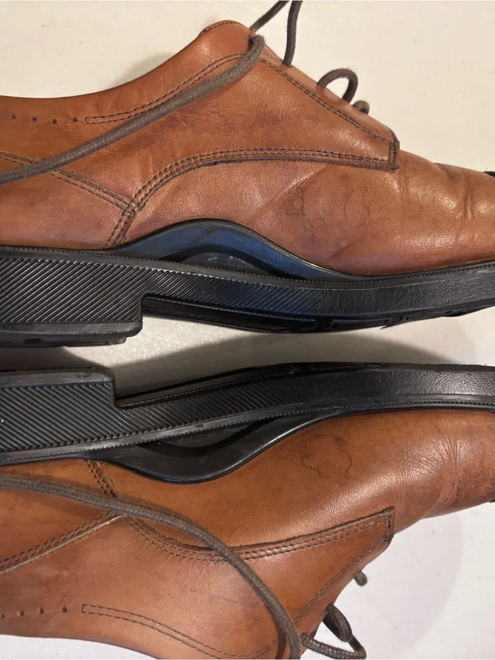 Johnston & Murphy Tan Leather Cap-Toe Oxfords